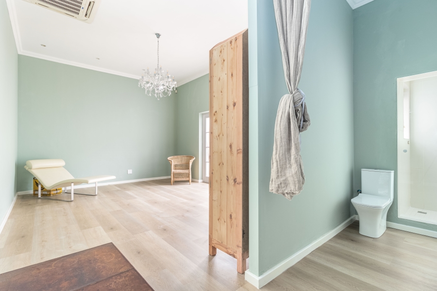 To Let 2 Bedroom Property for Rent in Sea Point Western Cape